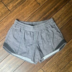 Lululemon Hotty Hot Lined Shorts LR 4” Size 10 Heathered Lux Multi Black Gray